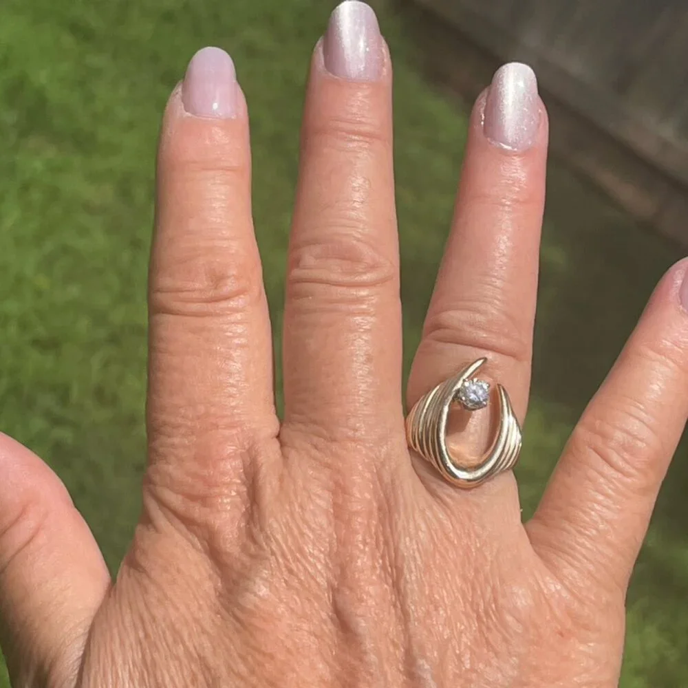 ***UNIQUE*** 1/2 Carat Heavy Diamond Horseshoe Ring Size Approx. 7.5 - Picture 3 of 7